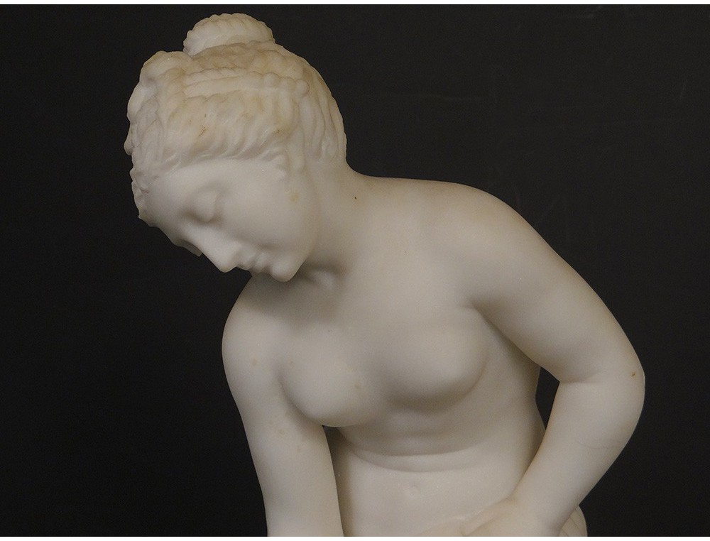 Carrara Marble Sculpture Woman Bathing Nymph Half Naked Nineteenth Century