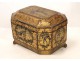 Box or enclosure Asian lacquered wood and gold, then Charles X nineteenth