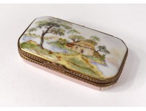 Small pill box porcelain Limoges flowers brass gilding twentieth century