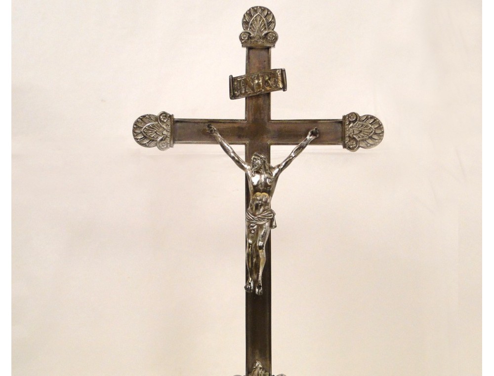 Christ crucifix in bronze, silver decor of the Virgin, nineteenth