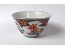 Small porcelain sake bowl Japan Imari decor gilding flowers nineteenth century