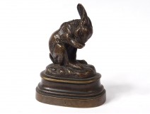 Small bronze sculpture Isidore Bonheur Rabbit in his toilet XIXth century