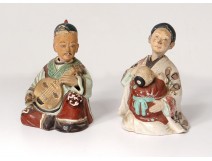 2 figurines Japan clay terracotta couple man guitar woman child twentieth