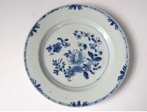 Hollow plate porcelain plate Company India white-blue flowers Kangxi 18th