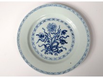 Porcelain hollow dish China India Company white blue flowers Kangxi eighteenth