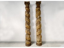 2 large wooden columns carved with grape birds XVIIth Corinthian capital