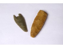 2 Breton flint prehistoric arrowheads Brittany Morbihan