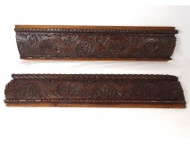 Pair of panels with carved woodwork Haute Epoque frieze shells 17th century