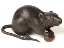 Bronze sculpture Japan Rat with chestnut signed Meiji period XIXth century