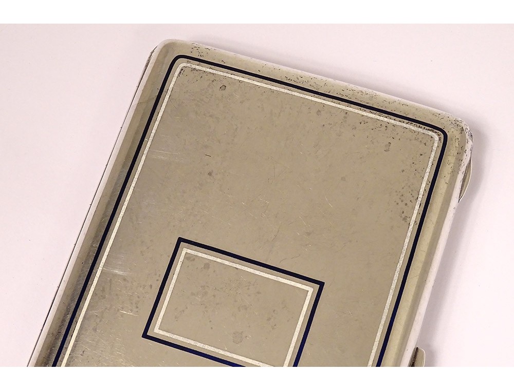 LOT:680  Hermes of Paris silver cigarette case with engine turned
