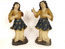 Pair of praying angel statues carved polychrome wood altarpiece 18th century