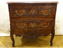 Provençal walnut chest of drawers carved shells flowers gilded bronze 18th century