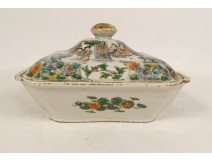 Terrine covered porcelain China famille verte characters landscapes 18th century
