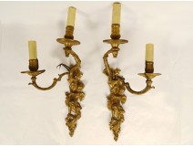 Pair of wall lights with 2 light arms Regency gilded bronze putti cherubs 18th century