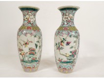 Pair of Chinese porcelain baluster vases with birds and flowers, double circle, 19th century