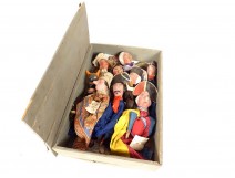 Set of 9 papier-mâché guignol gendarme theater puppets from the 19th century 