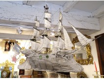 Chandelier boat crystal pearl three-masted sailing ship flag France 19th century