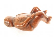 Carved boxwood snuffbox with crouching figure Father Colic Folk Art