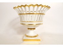 Paris porcelain openwork centerpiece basket cup with Empire gilding, 19th century