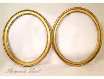 Pair of oval frames, wood and gilded stucco, Napoleon III nineteenth