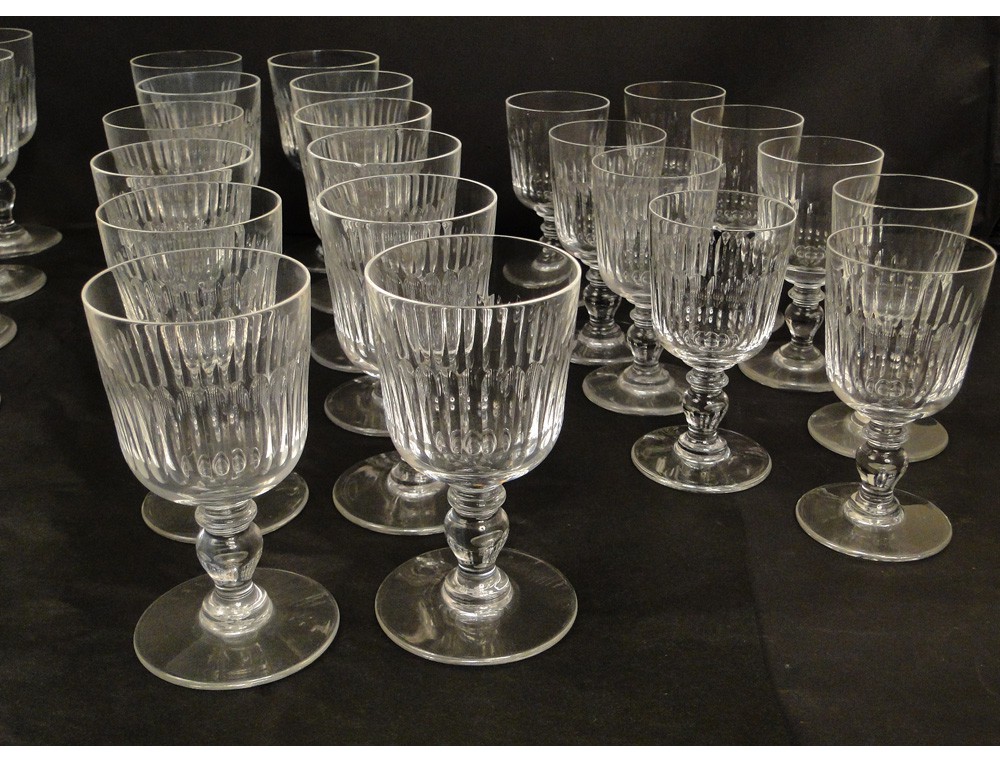 Saint Louis Crystal Gilt Gold Tableware Glassware Service / 12 People — La  Maison Supreme Ltd.