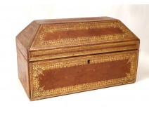 Box leather sewing box gilt iron XIXth century