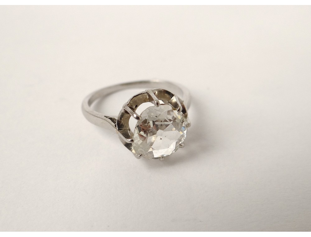 Superbe bague en platine sertie diamant tête chien gold ring XXème siècle