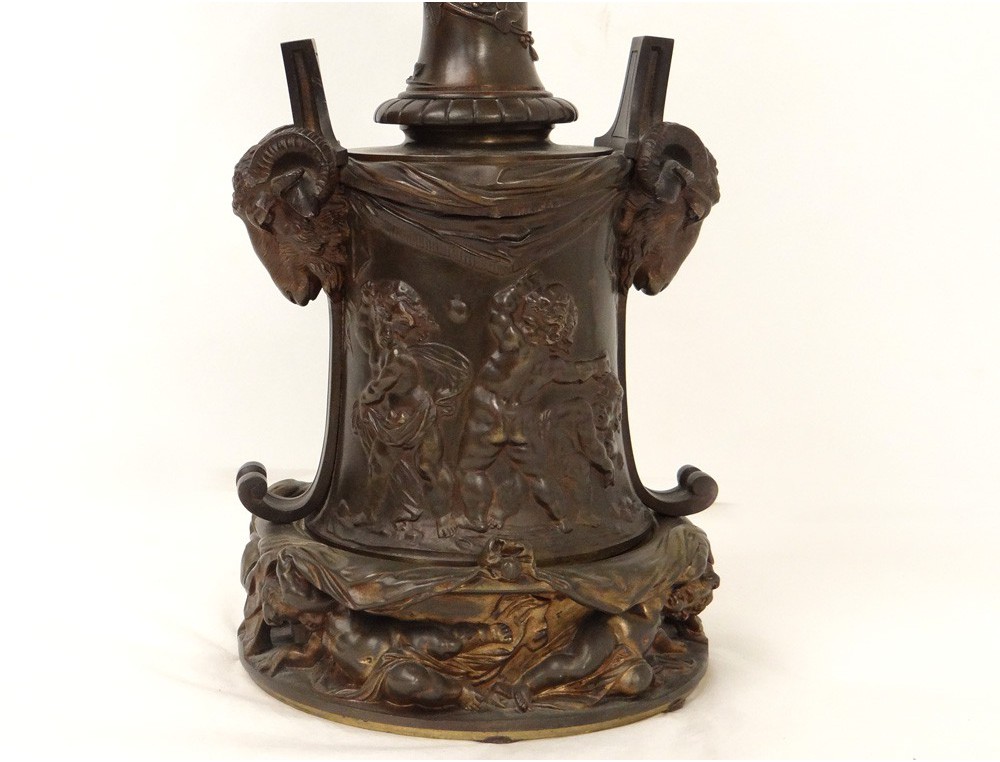 Lampe pétrole huile bronze putti angelots béliers Clodion Napoléon III XIXè