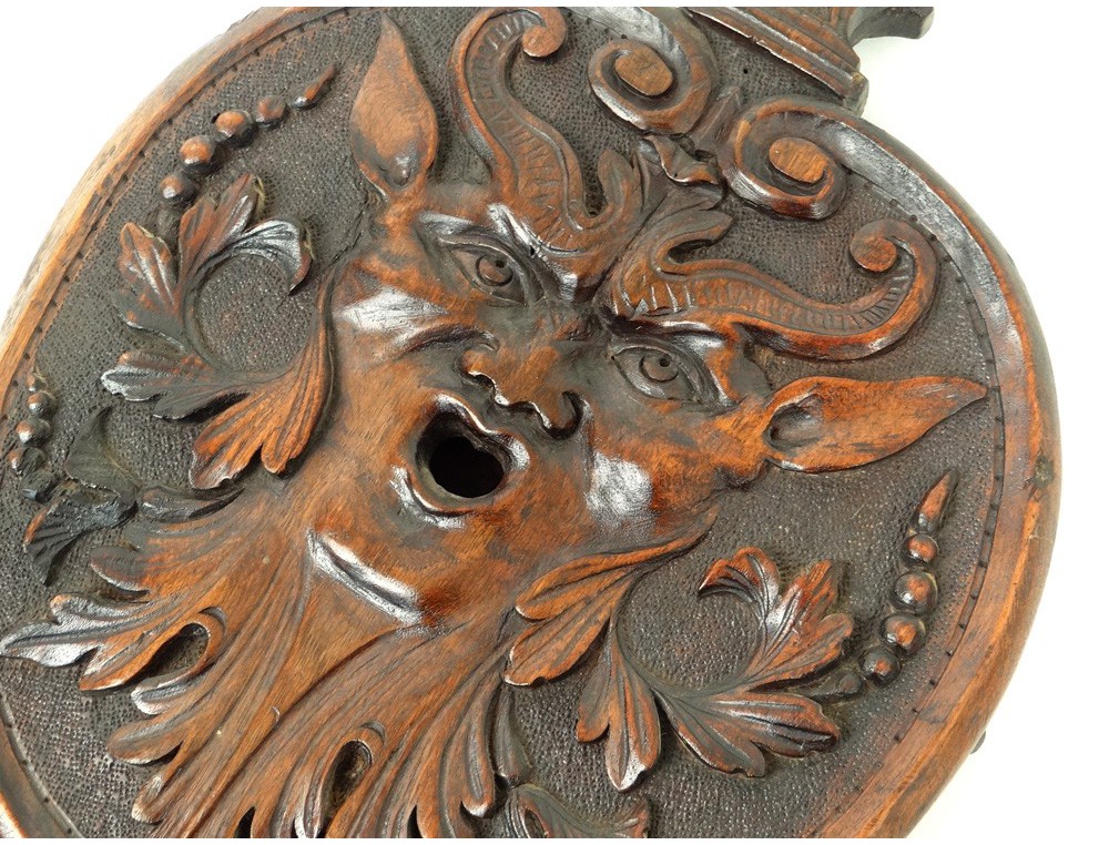 Soufflet cheminée bois sculpté armoiries faune couronne gothique NapIII 19è
