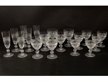 All 18 crystal stemware St. Louis Trianon tips nineteenth diamonds