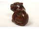 Netsuke bois sculpté chien lion Japon signé XIXème siècle