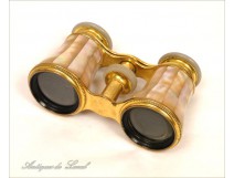 Pair of Opera glasses of Pearl, Napoleon III, 19th