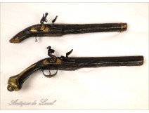 Pair of dueling pistols or officer, 18th