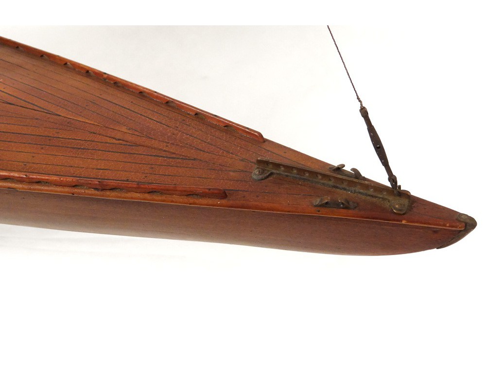 Naviguante exceptional mahogany model boat sailing ship boat twentieth