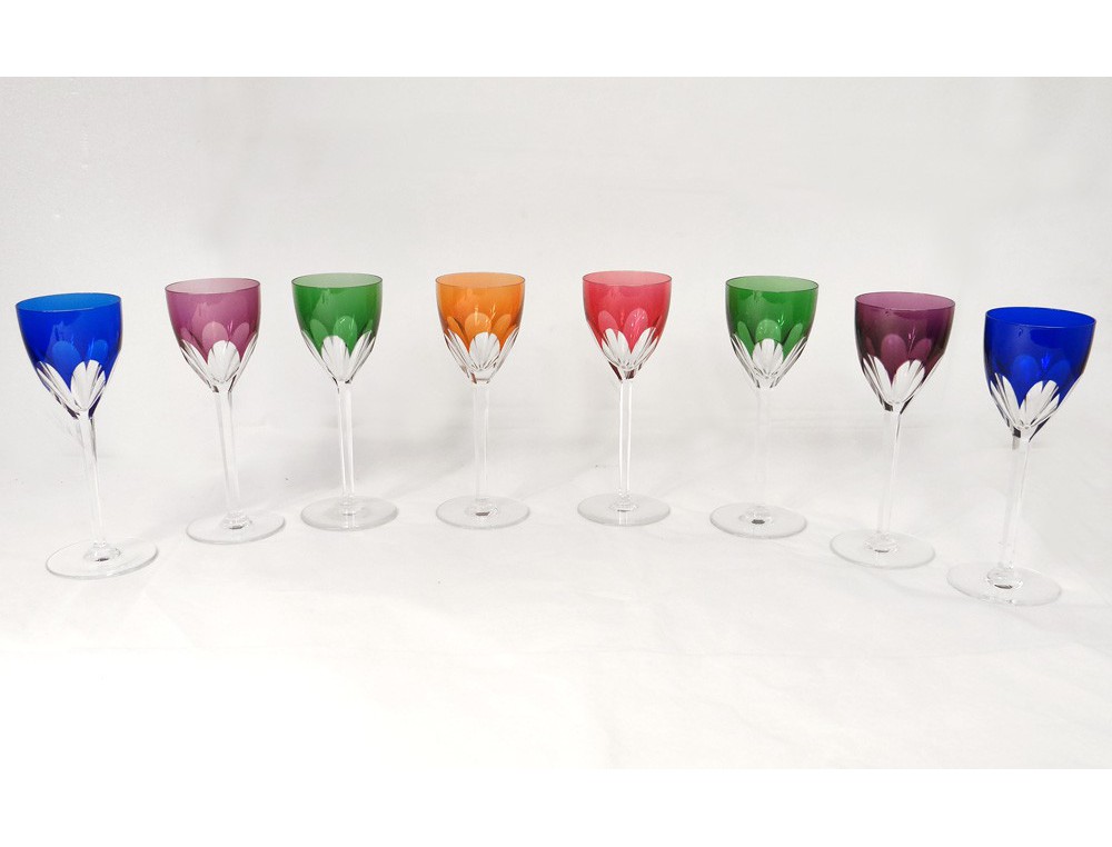 https://www.antiques-delaval.com/7561-60788-jqzoom/8-wine-glasses-baccarat-crystal-size-rhin-france-genova-xxeme-color.jpg