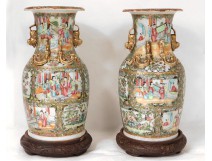 Pair of Chinese porcelain vases Canton characters butterflies nineteenth birds