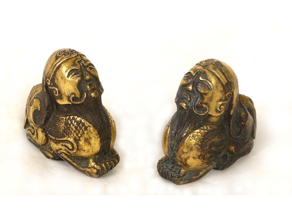 Paire poids de natte Chine bronze hommes lions dragons mythologique