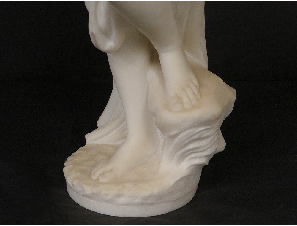 Carrara Marble Sculpture Woman Bathing Nymph Half Naked Nineteenth Century