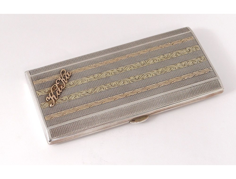 Burberry cigarette outlet case